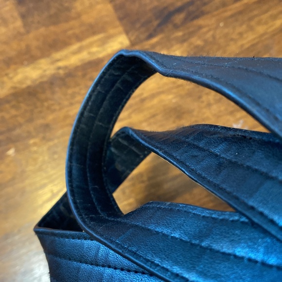 Miche straps seven pairs- replace warm straps or buy colors you didn’t have. - Picture 6 of 10